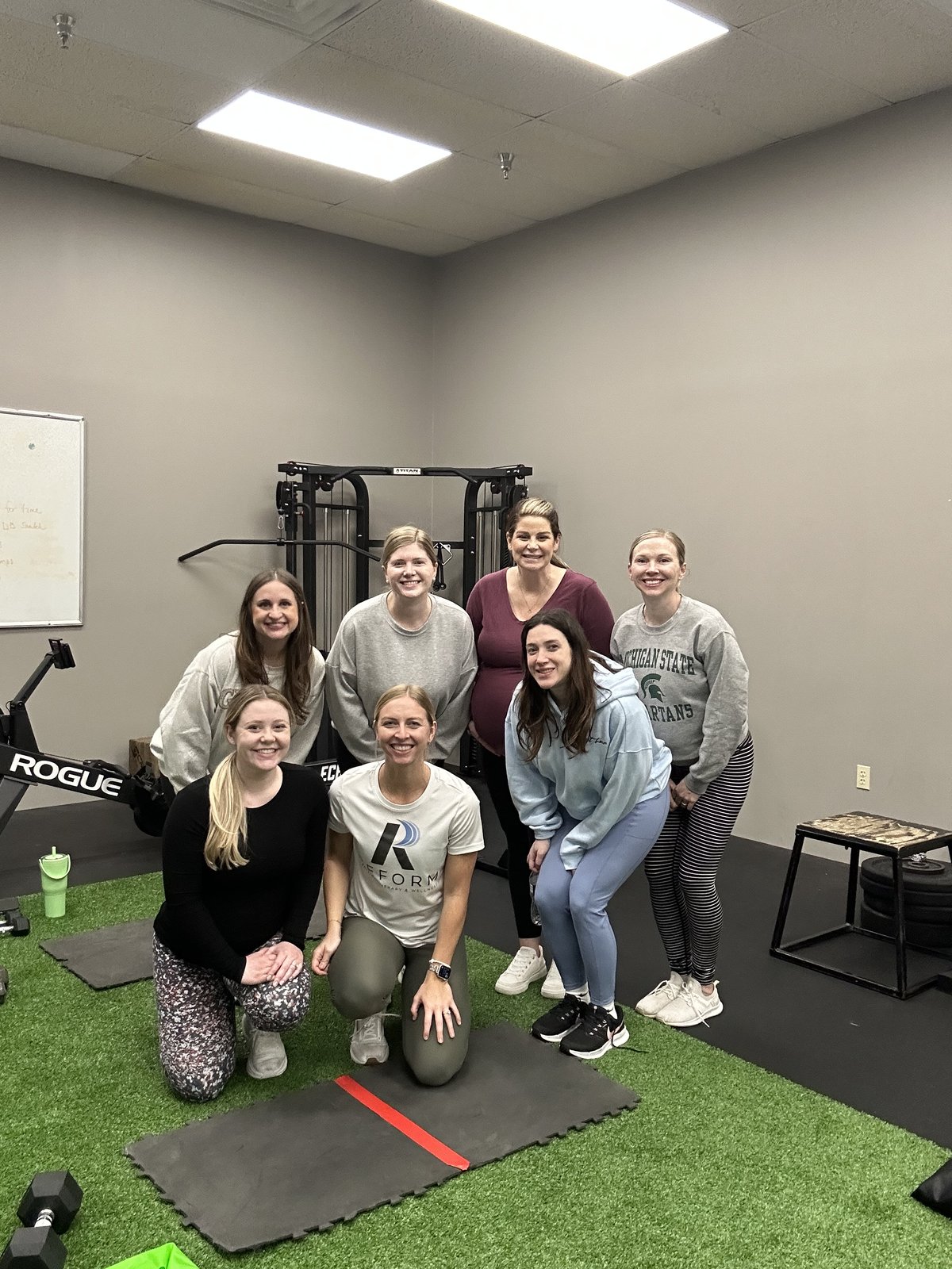 Dana with participants from a Reform prenatal class in Murfreesboro, TN